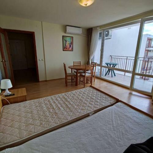 Apartament With See View