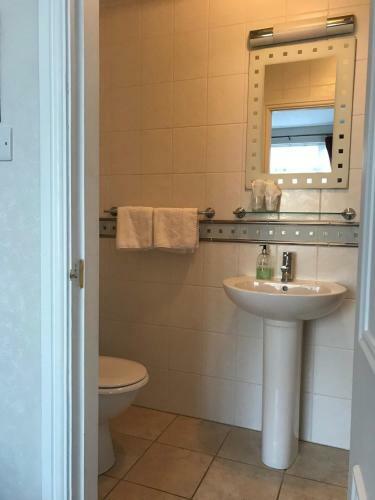 Hostal Meadowcroft Guest House