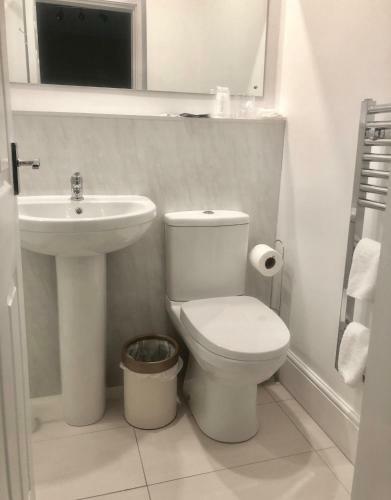 Hostal Windermere Studio Rooms