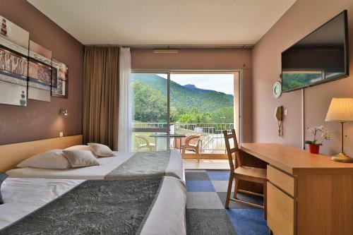 Hotel H�tel Les Flots Bleus