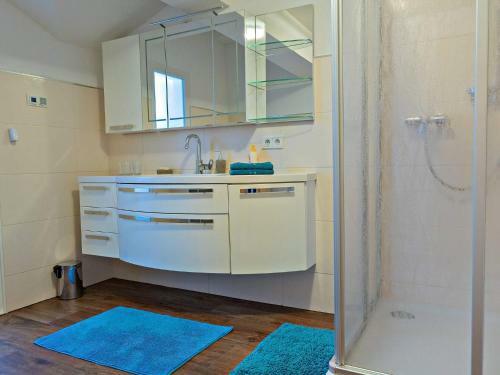 Picturesque Apartment In Kleinboden With Balcony