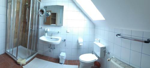 Bed & Breakfast Weingut Albert, Familie Cramer
