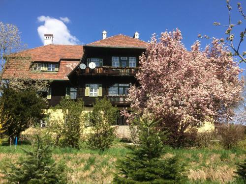 Bed & Breakfast Zeilinger Villa