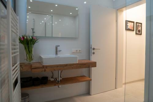 Reise Im Traditionell-modernen Stil|ferienhaus|ibk