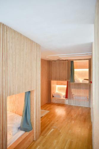 Montagu Hostel