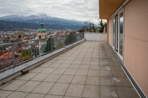 Innsbruck City Mountain View Apartment