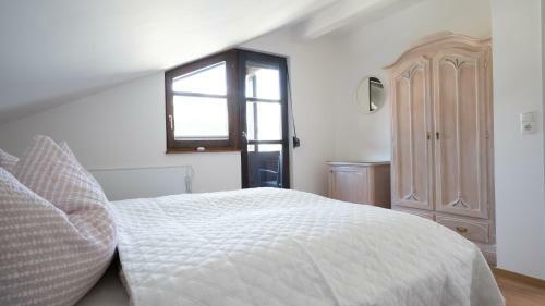 Apartamento Sch�ne 4-zimmer Wohnung Mitten In Den Alpen