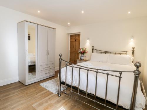 Stag Cottage