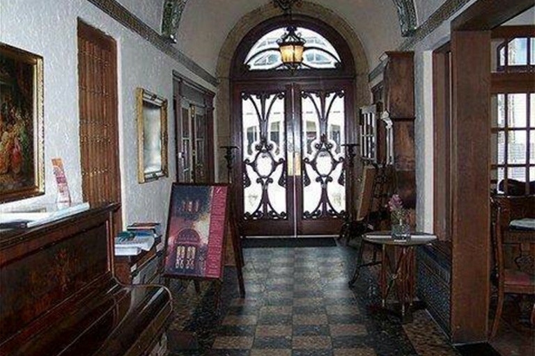 Hotel St. Michel