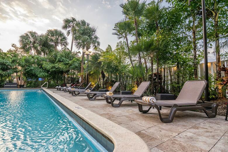 Regency Hotel Miami
