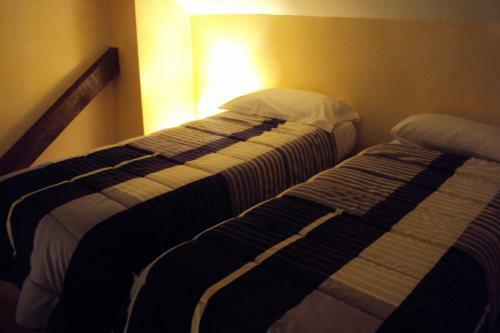 Logis Hotel Les 3b