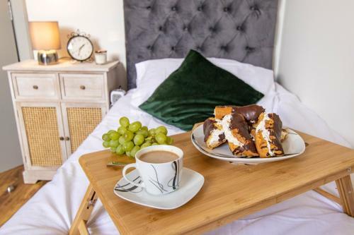 Hostal Cades Accommodation