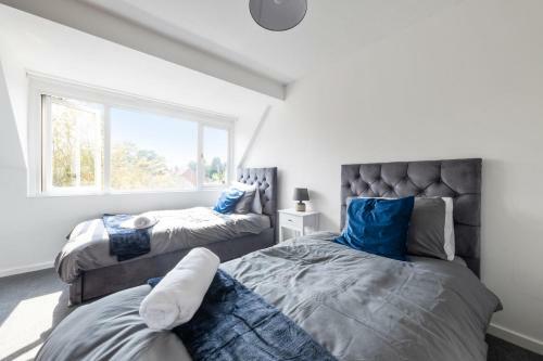 The Spinney - Perfect For Contractors, Large Groups & Families