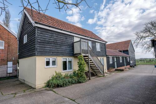 The Hayloft Boundary Farm Air Manage Suffolk