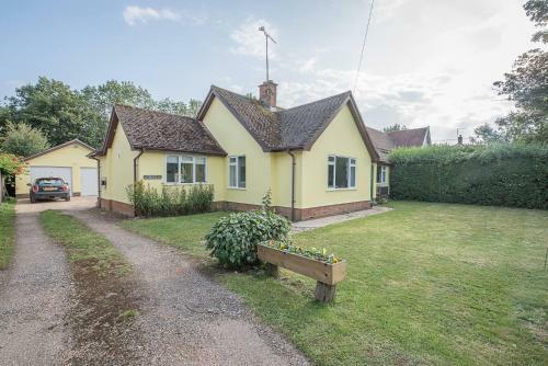 The Spinney Saxtead Nr Framlingham Air Manage Suffolk