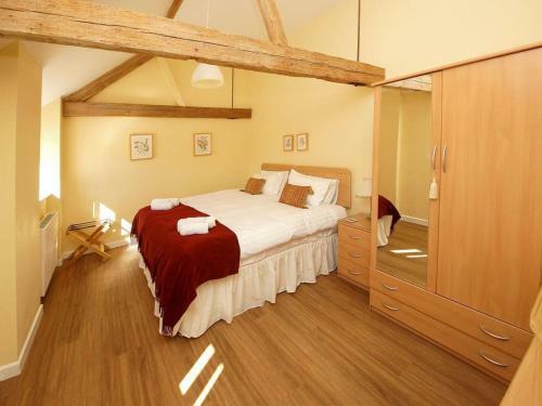 Barnes Cottage - Uk30381