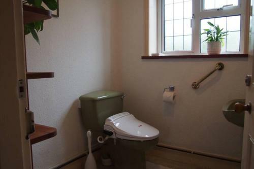 Hectors House Comfortable 4 Bed House In Mature Gardens