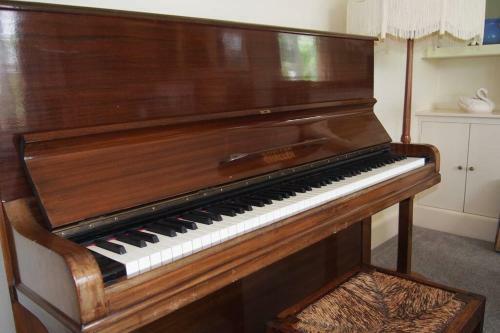 Hectors House Comfortable 4 Bed House In Mature Gardens