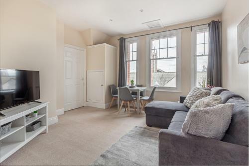 Cosy 2 Bed Apartment In Worcester City Centre