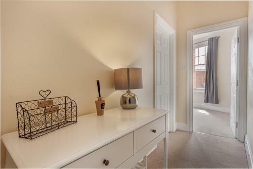 Cosy 2 Bed Apartment In Worcester City Centre