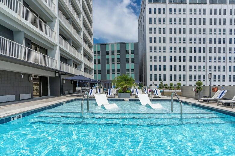 Hotel Holiday Inn New Orleans-downtown Superdome