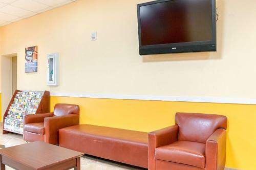 Motel 6 New Orleans - Near Downtown