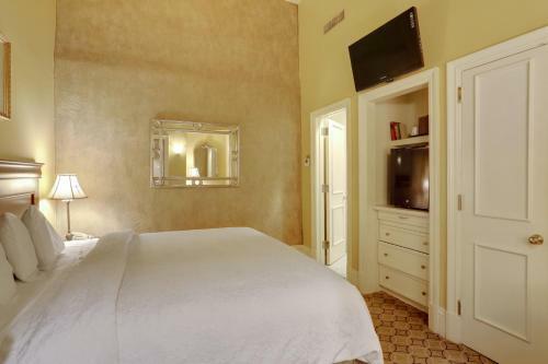 Pelham Hotel