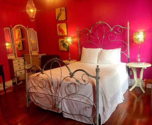 Bed & Breakfast Creole Gardens Guesthouse And Inn