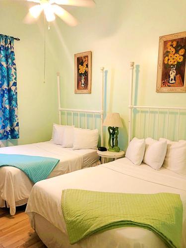 Bed & Breakfast Creole Gardens Guesthouse And Inn