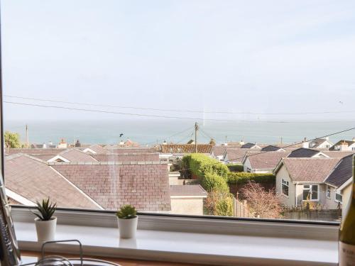 Benllech Bay Apartment 2