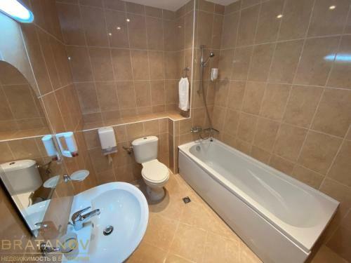 Apartment In Trakia Plaza Complex