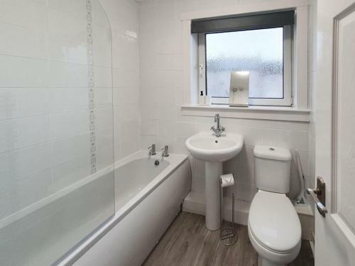 Apartamento 3 Bedroom House Amazon M90 Dunfermline Edinburgh
