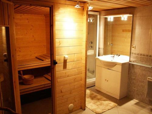 Luxurious And Charming Chalet With Sauna And Open Fireplace, Located By A Forest