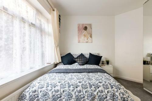 Apartamento Moydom Cosy Apt Sleeps 4 With Self Breakfast & Carpark