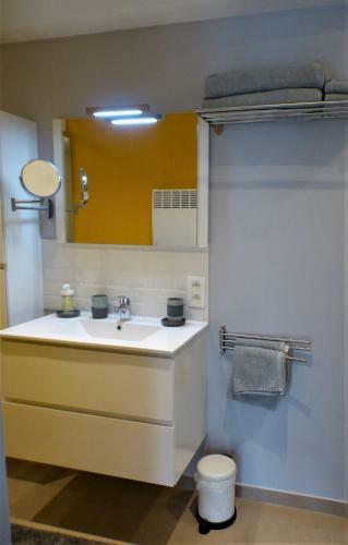 Apartamento Les Terrasses de Malmedy Studio 333 Yellow Grey