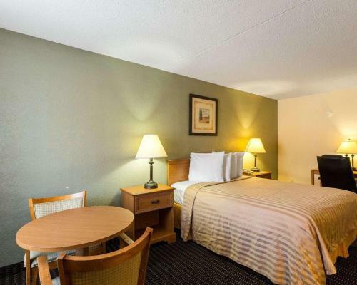 Hotel Rodeway Inn & Suites New Orleans Lakefront