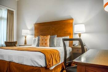 St. James Hotel, An Ascend Collection Hotel