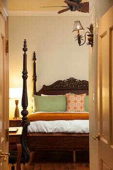 St. James Hotel, An Ascend Collection Hotel