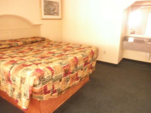 Motel Relax Inn And Suites New Orleans