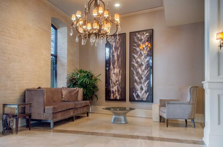Wyndham Riverfront New Orleans Hotel