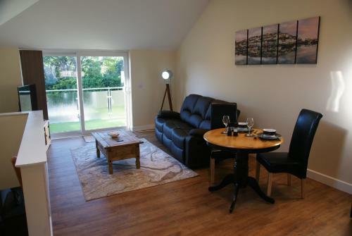 Apartamento Modern Self-contained Annex 10 Min Walk To Beach
