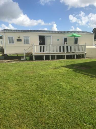 Hoburne Beach Escape Near Christchurch
