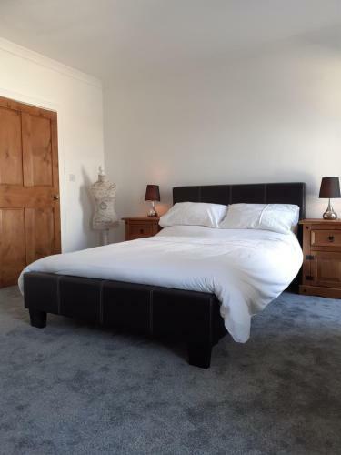 Pembrokeshire, Milford Haven, Luxury Townhouse