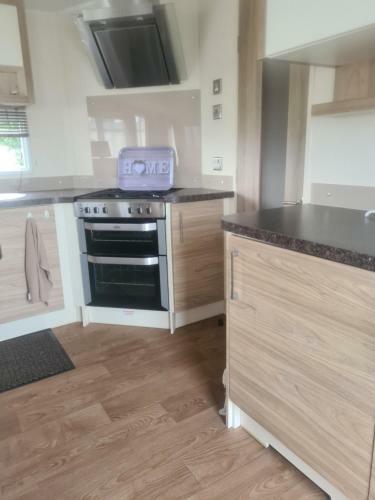 6 The Cresent,trefulan Park,devonshire Drive,tenby ,pembrokeshire