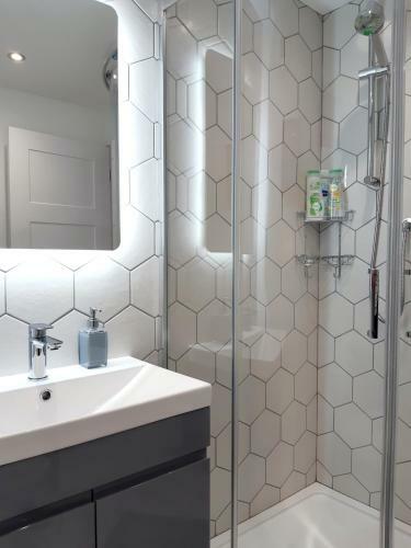 Chalet 174 Mill Stream, Glan Gwna Holiday Park