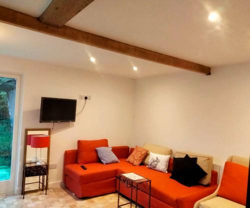 Elderflower Cottage 3 Private Acres And Miles Walks