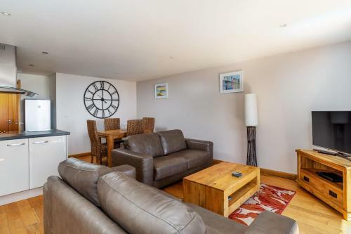 Cornish Seaside Apartment With Fantastic Sea Views