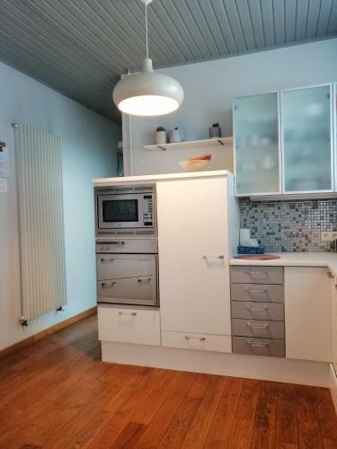 Large Apartment 800m From The Beach 90 Square Meters