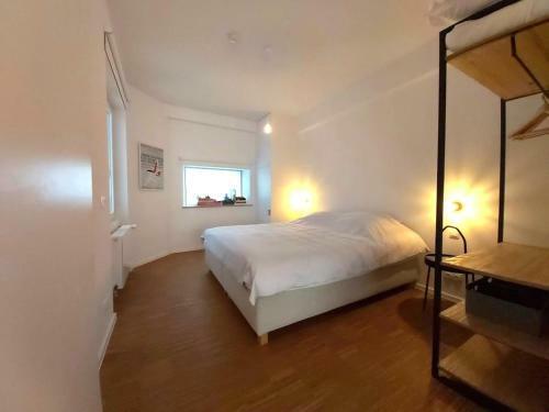 Bright And Stylish Apartment Next To The Sea!