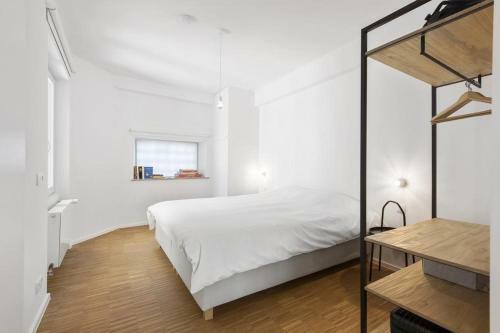 Bright And Stylish Apartment Next To The Sea!